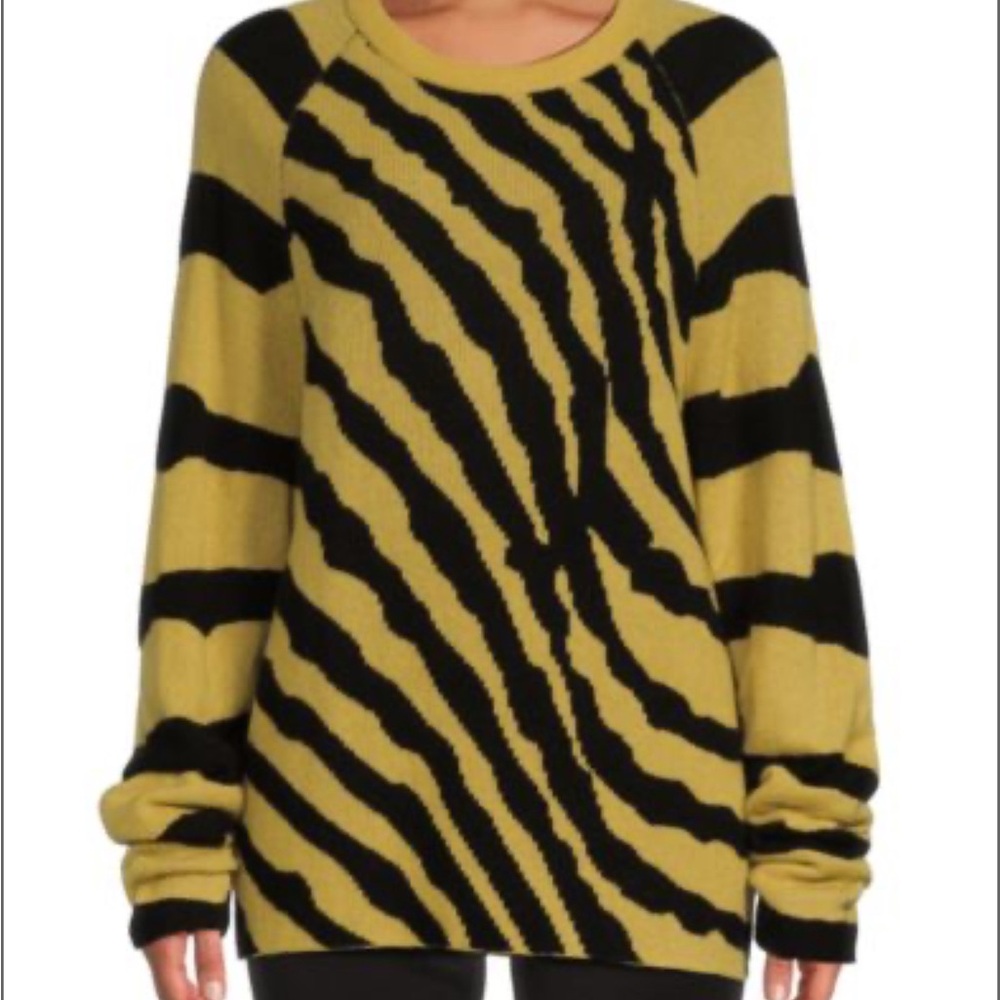 THE ELDER STATESMAN
Tiger Stripe Raglan Sleeve Cashmere Sweater